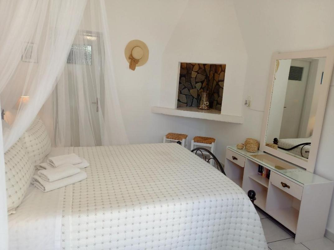 Stefanos Katsaros Studios Skala  Room photo
